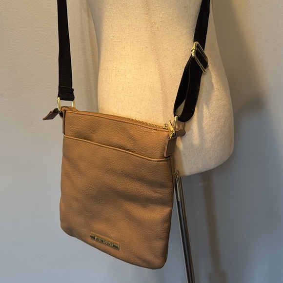 Steve Madden tan leather crossbody EUC - Picture 3 of 14